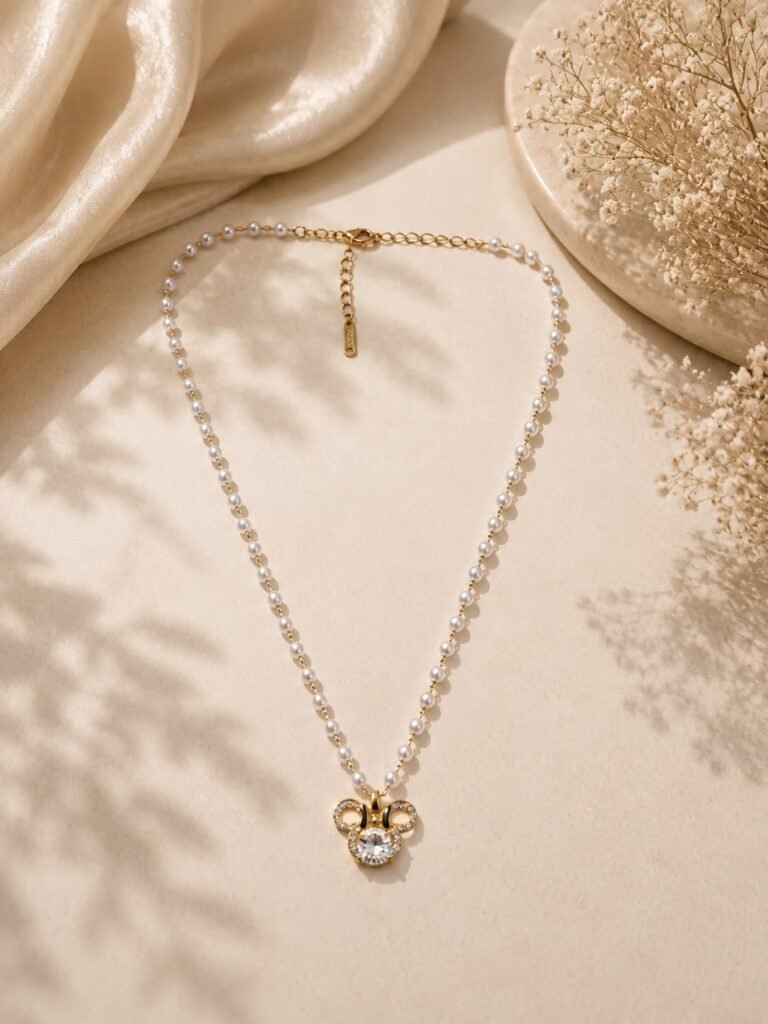 White Beaded Crystal Pendant Neck Chain ✨
